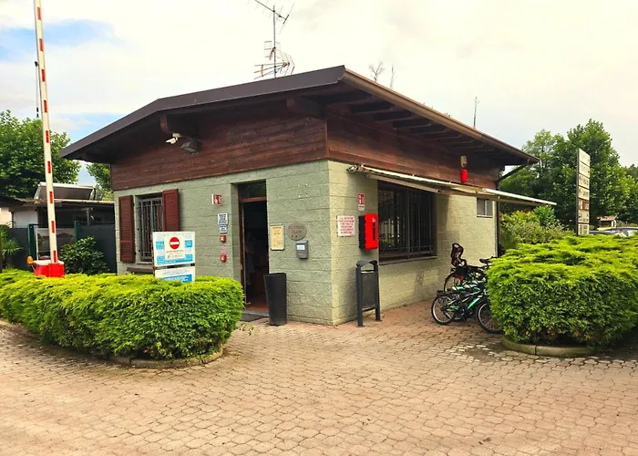 La Casa Del Sole Campsite Merone