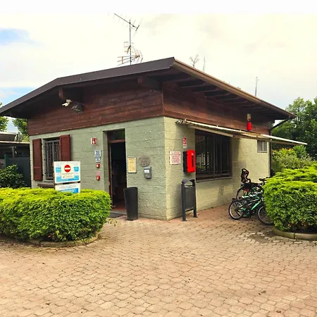 La Casa Del Sole Campsite Merone
