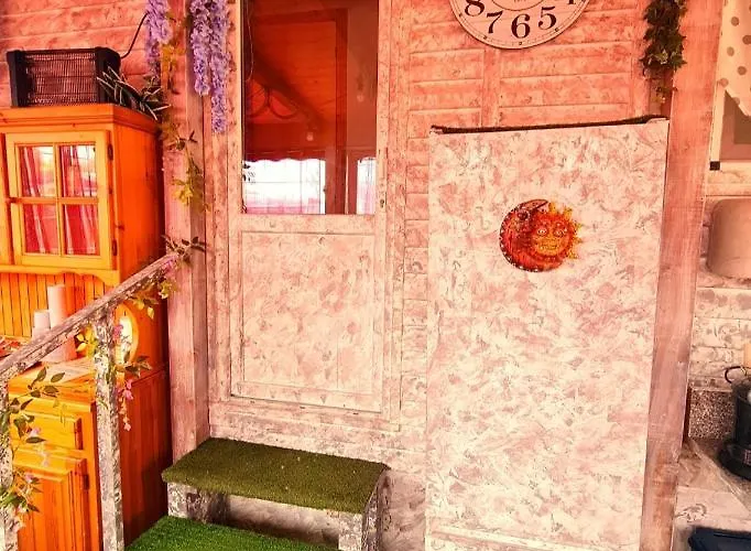 La Casa Del Sole Кемпинг Мероне